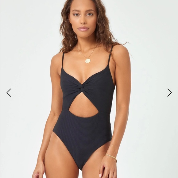 Worn twice, excellent condition, no longer fits - Picture 2 of 4